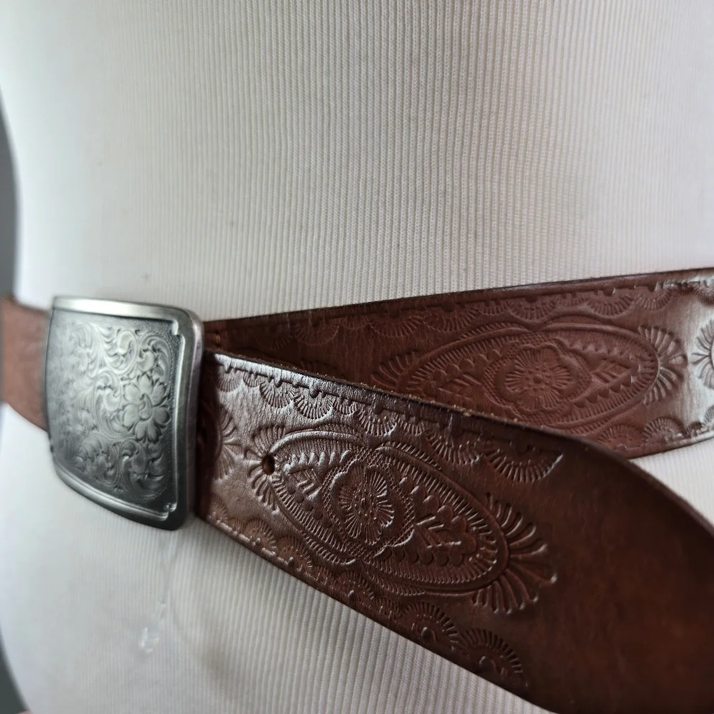 Fossil embossed brown